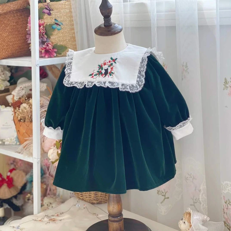 Kış İspanyol Çocuk Elbise Retr - Winter Clothing In Spanish incelemesi ve fiyatı